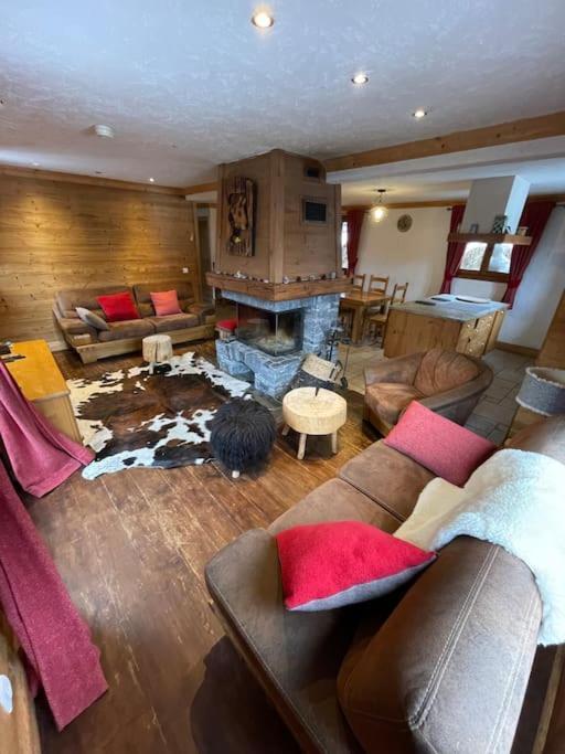 Chalet 6 Chambres A 3 Min Des Pistes Des 3 Vallees St Martin De Belleville Сен-Мартен-де-Бельвіль Екстер'єр фото